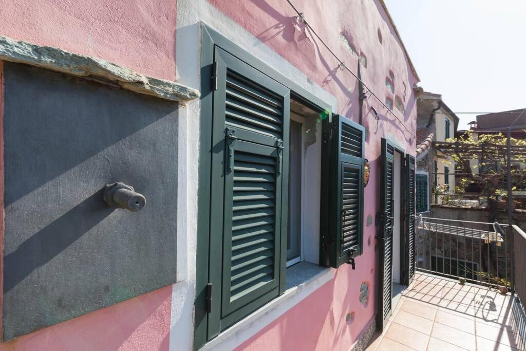 فيلا La Casa Di Sandra A نولي المظهر الخارجي الصورة