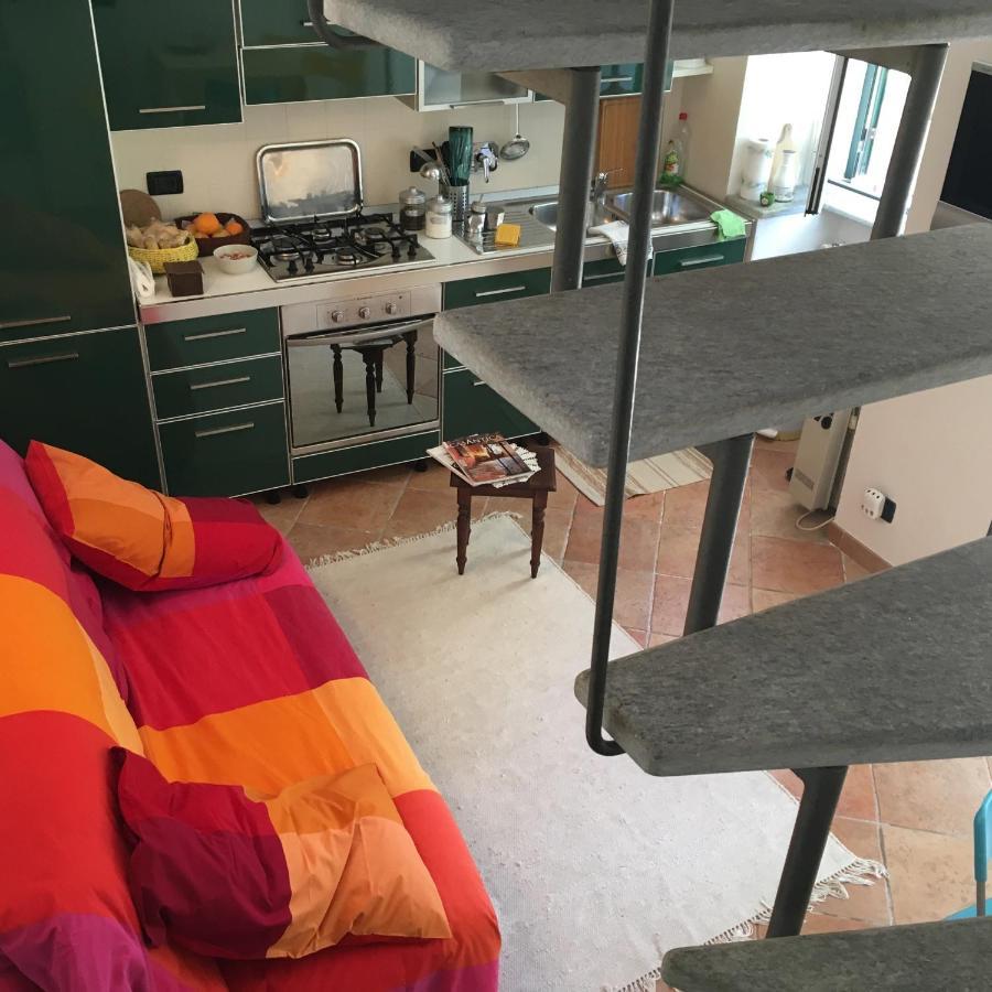 فيلا La Casa Di Sandra A نولي المظهر الخارجي الصورة